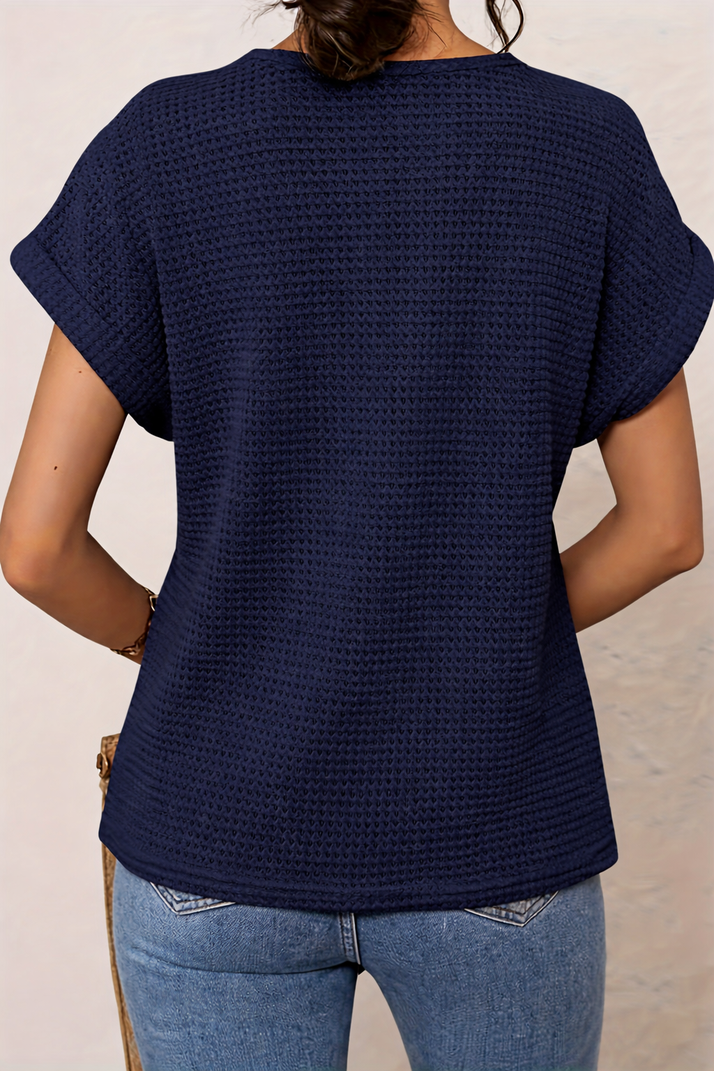 Sanne | Refined Lace-Detail Top